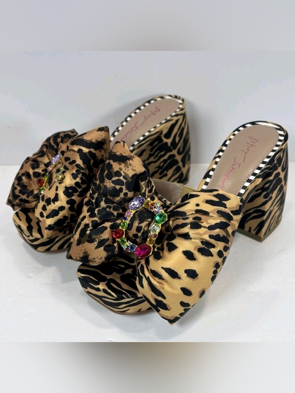 Betsey Johnson Leopard Print Block Heel Bow Mule Sandals Maximalist Glam Us 6